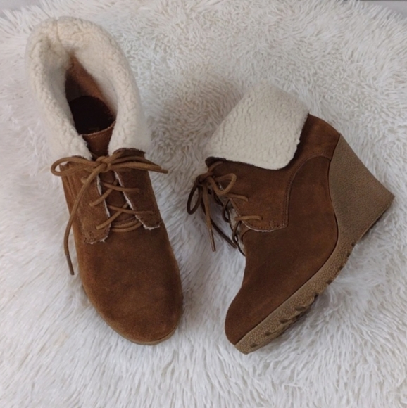 MIA Sherpa Lined Wedge Bootie, Brown, Size 8.5 - Picture 2 of 7